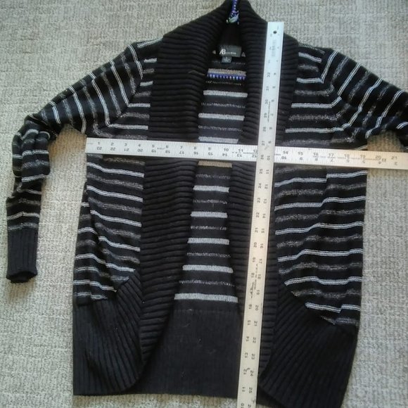 AB Studio Black & White Cardigan Sweater - Picture 3 of 6